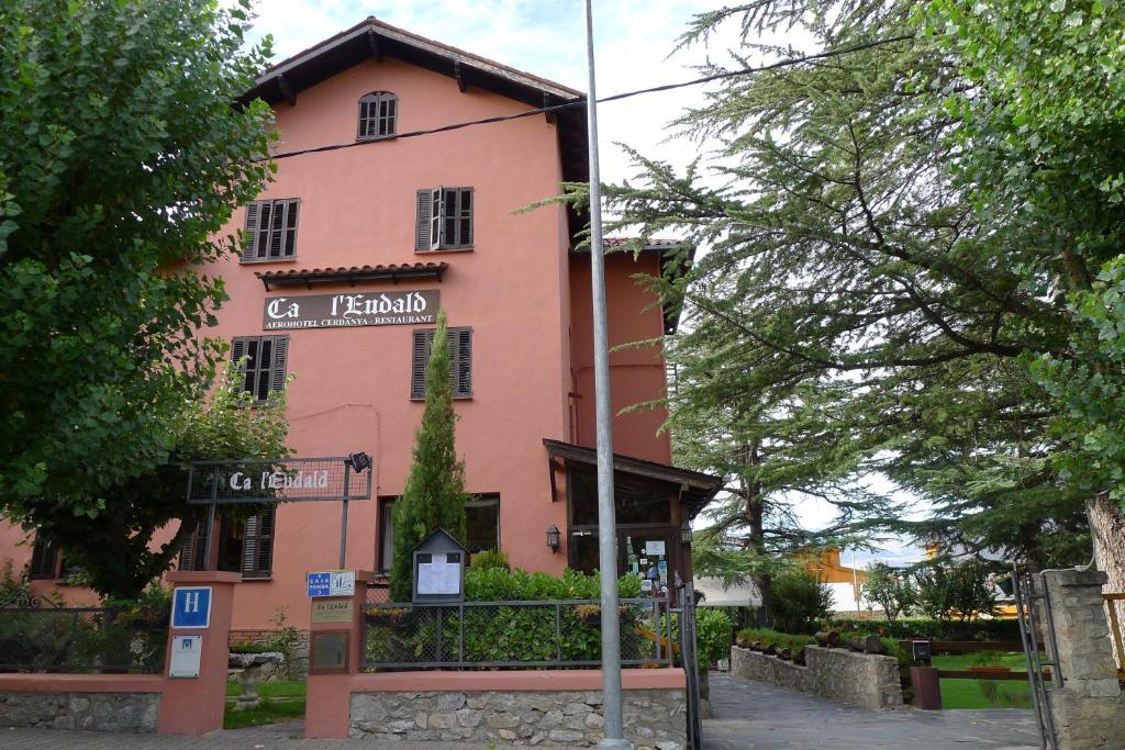 Aero Hotel Cerdanya Ca L'Eudald Alp Zewnętrze zdjęcie